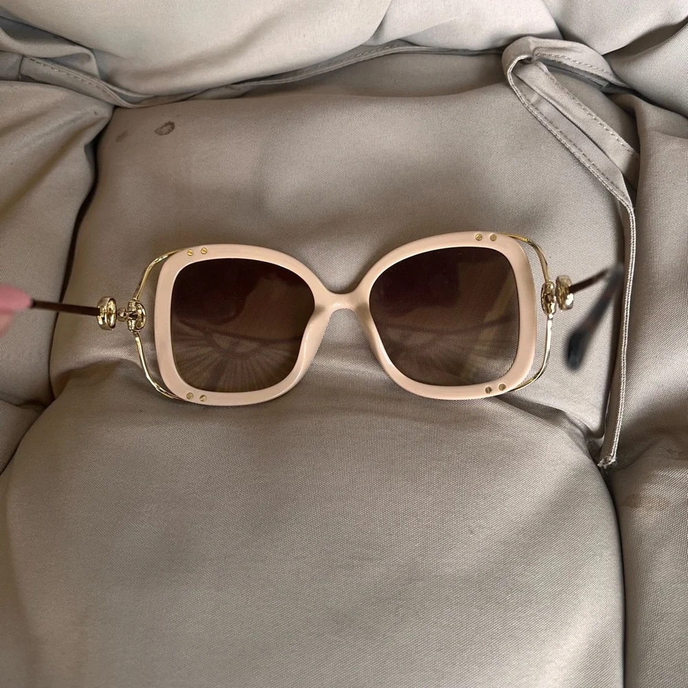 GUCCI NEW SUNGLASSES WITH CASE❤️🔥 - Picture 6 of 16